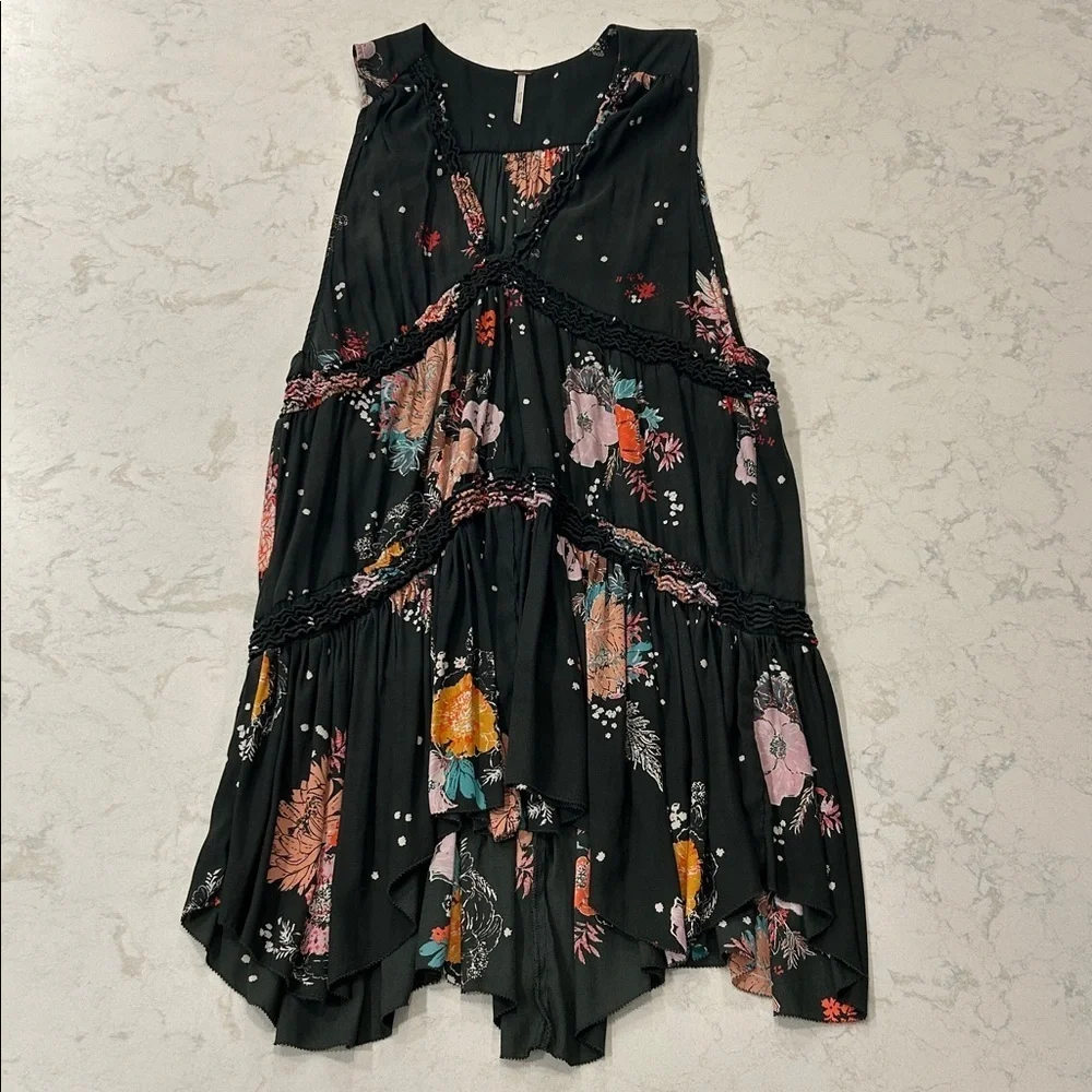Free People Dark Green Haze Floral Tunic Top Size Large